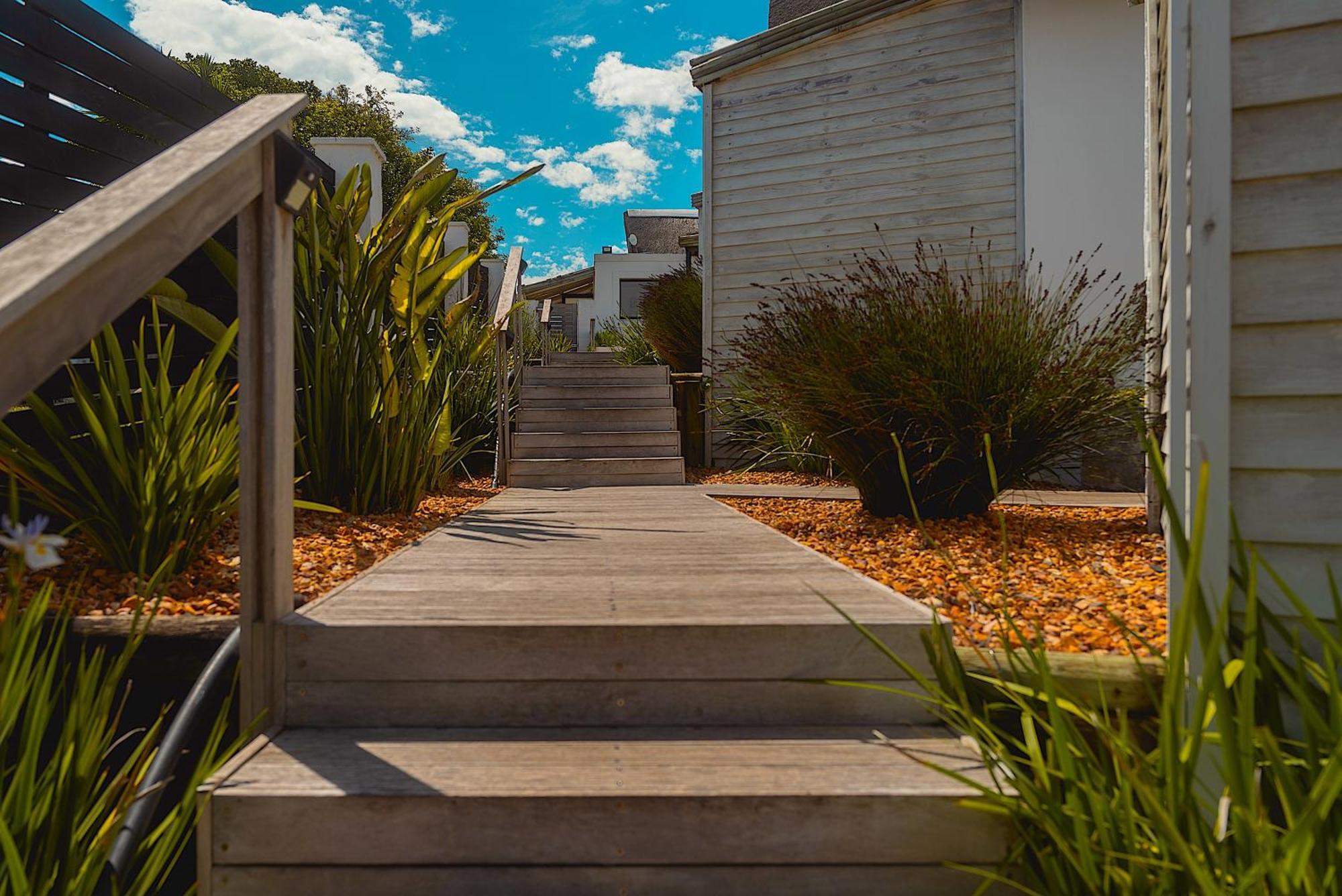 Canal Guest House - Waterfront Boutique Bed & Breakfast - Solar Power St. Francis Bay Exterior foto